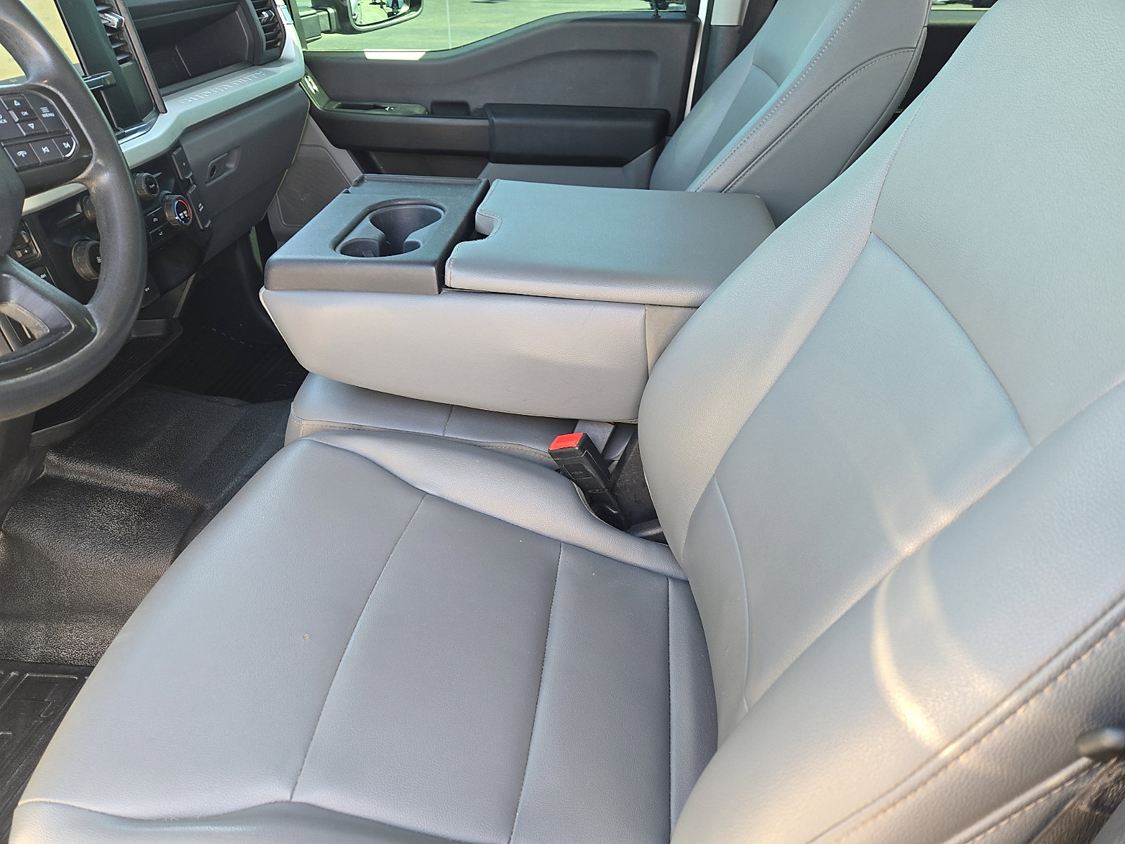 Used 2023 Ford F250 XL AWD/4WD image 12