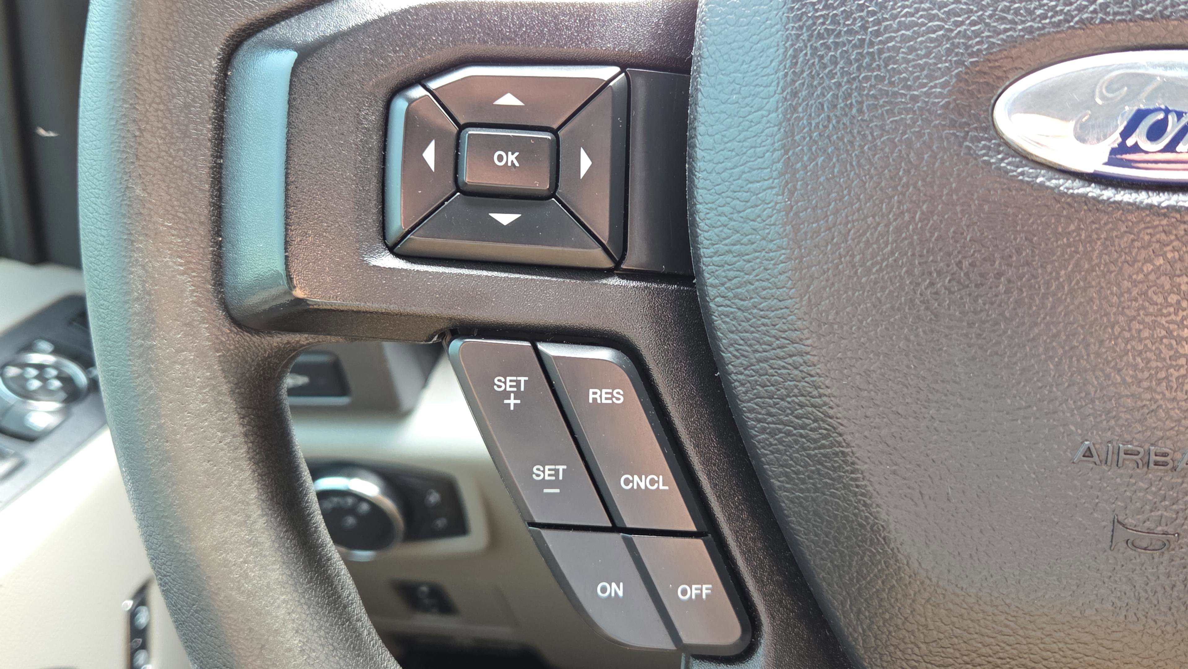 Used 2019 Ford F250 XLT w/ XLT Premium Package image 33