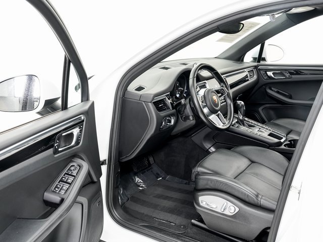 Used 2017 Porsche Macan image 6