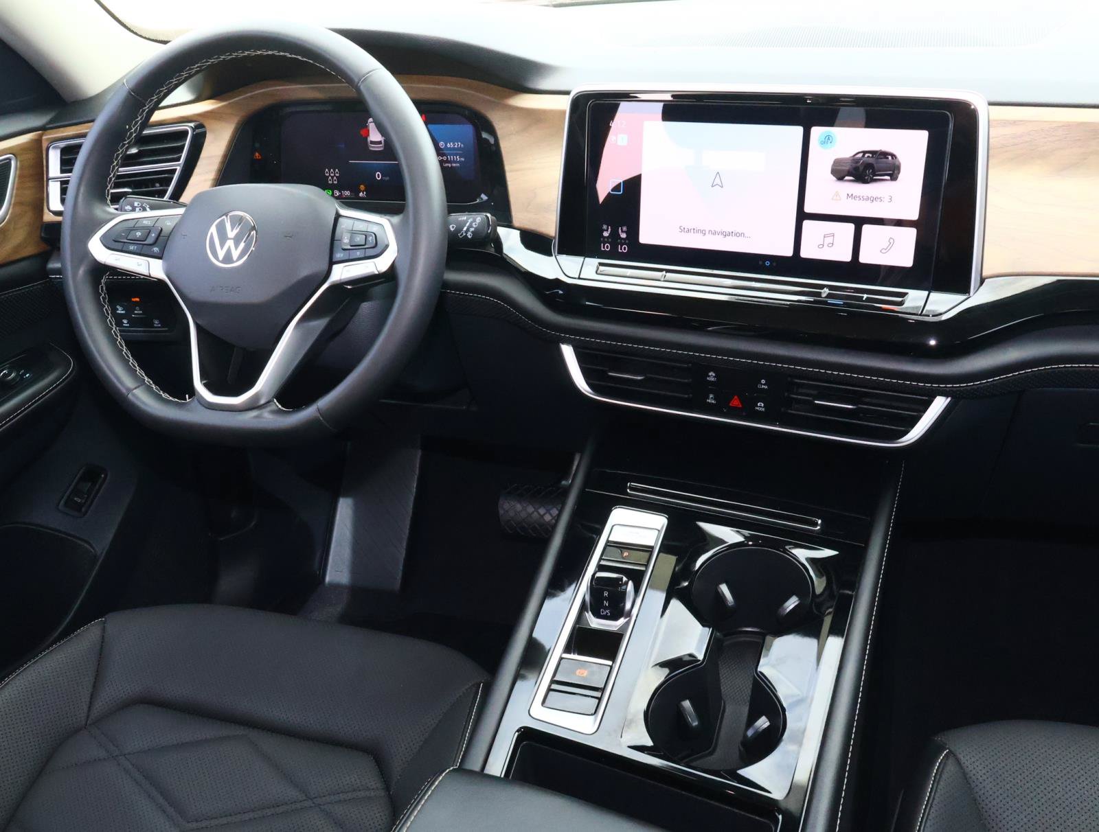 Used 2024 Volkswagen Atlas SE FWD image 9