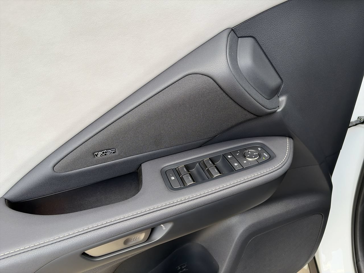 Used 2026 Lexus TX 350 AWD w/ Technology Package image 19