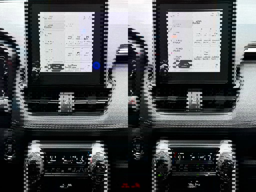 Used 2023 Toyota RAV4 XLE image 24