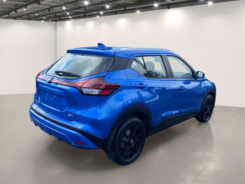 Used 2023 Nissan Kicks SV FWD image 7