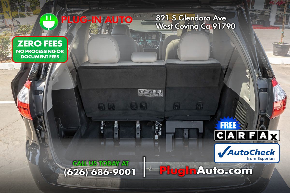 Used 2015 Toyota Sienna Limited FWD image 16