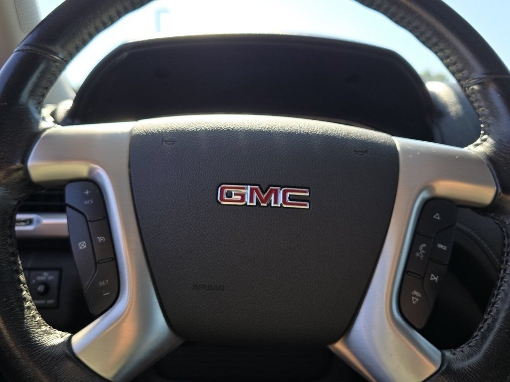 Used 2016 GMC Acadia SLT w/ Open Road Package FWD image 33