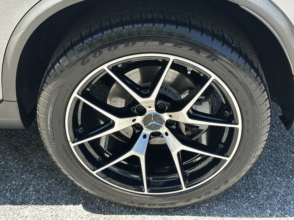 Certified 2021 Mercedes-Benz GLC 43 AMG 4MATIC image 23