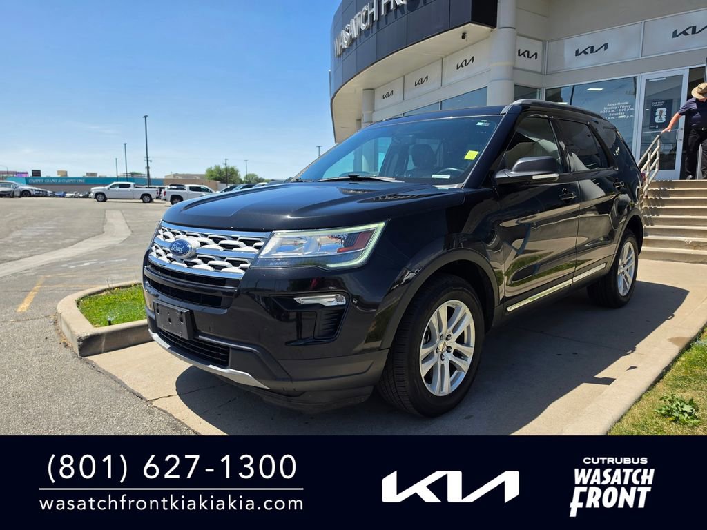 Used 2019 Ford Explorer XLT w/ Equipment Group 202A AWD/4WD image 1