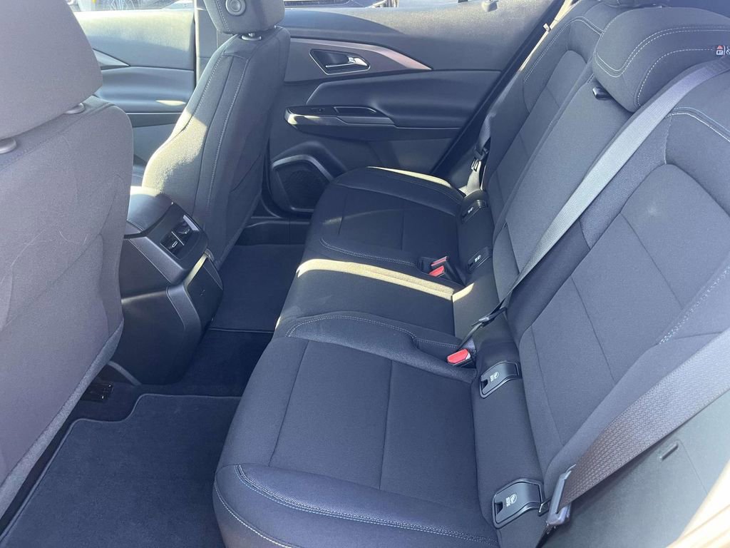 New 2026 Chevrolet Equinox EV LT image 11