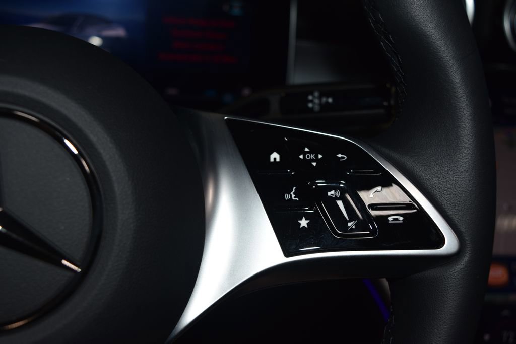 Certified 2024 Mercedes-Benz CLE 300 4MATIC Cabriolet image 10