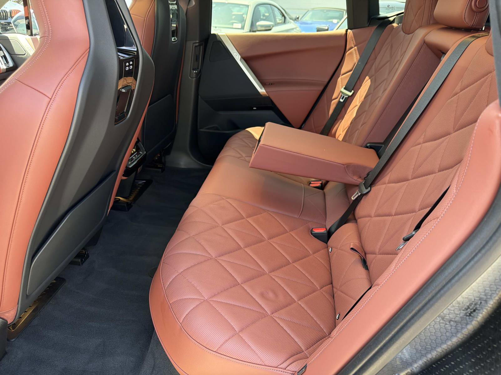 Certified 2023 BMW iX xDrive50 w/ Sport Package image 10