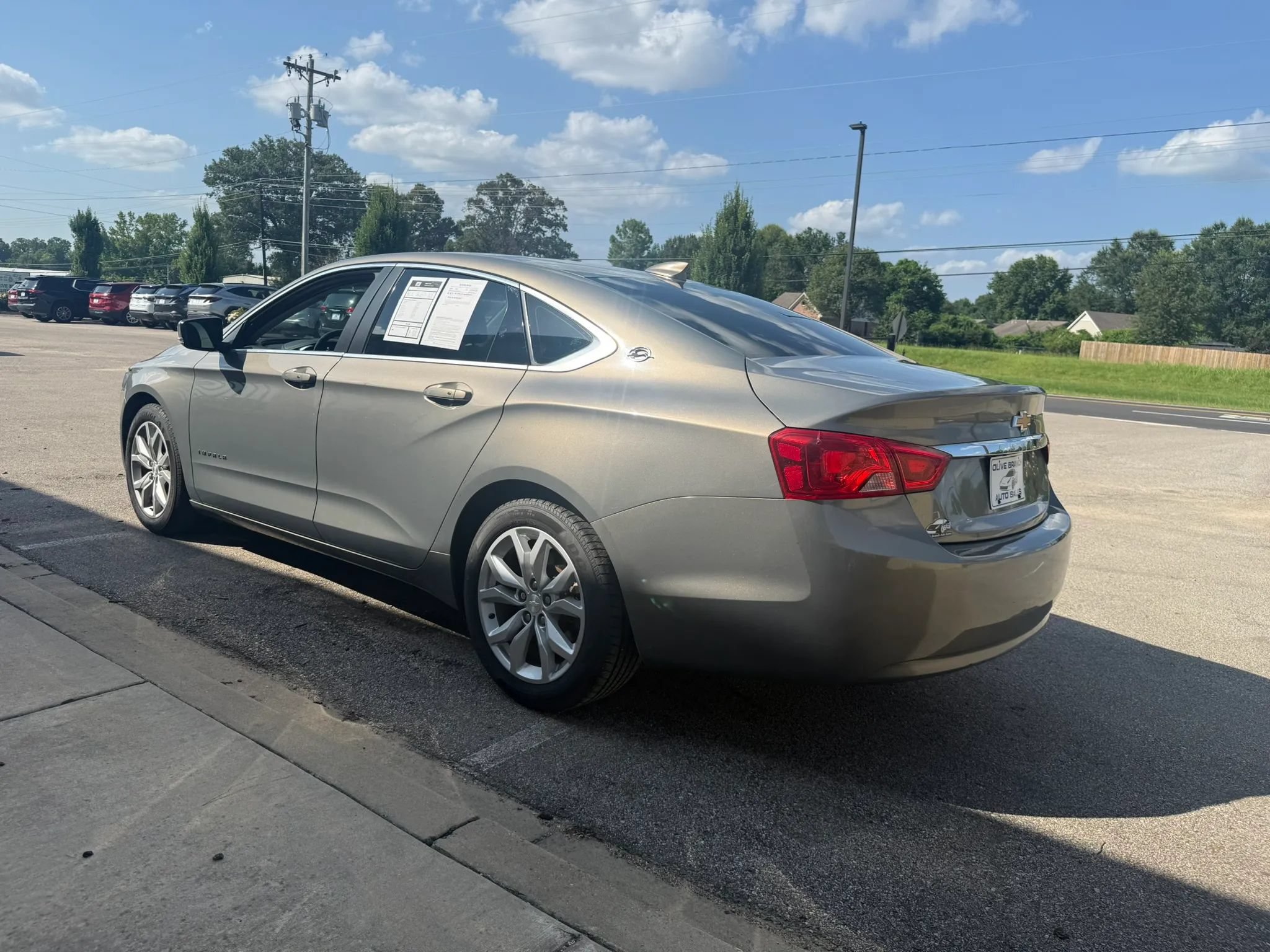 Used 2019 Chevrolet Impala LT FWD image 5