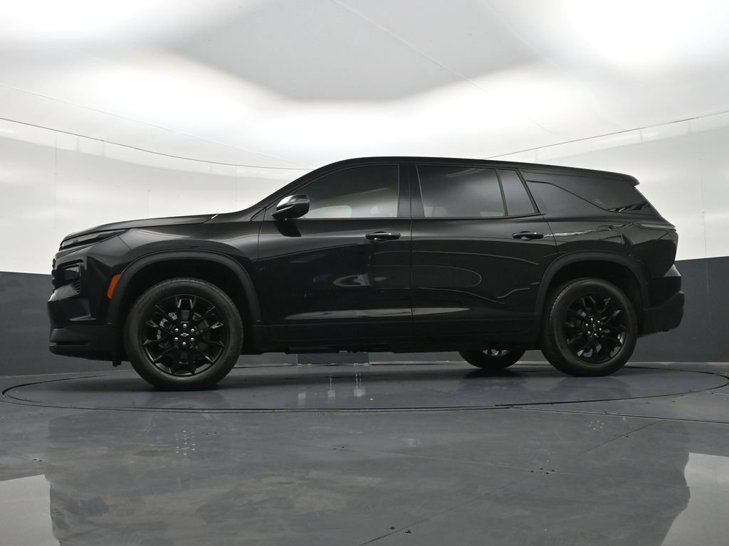 Used 2024 Chevrolet Traverse LS w/ Midnight/Sport Edition FWD image 24
