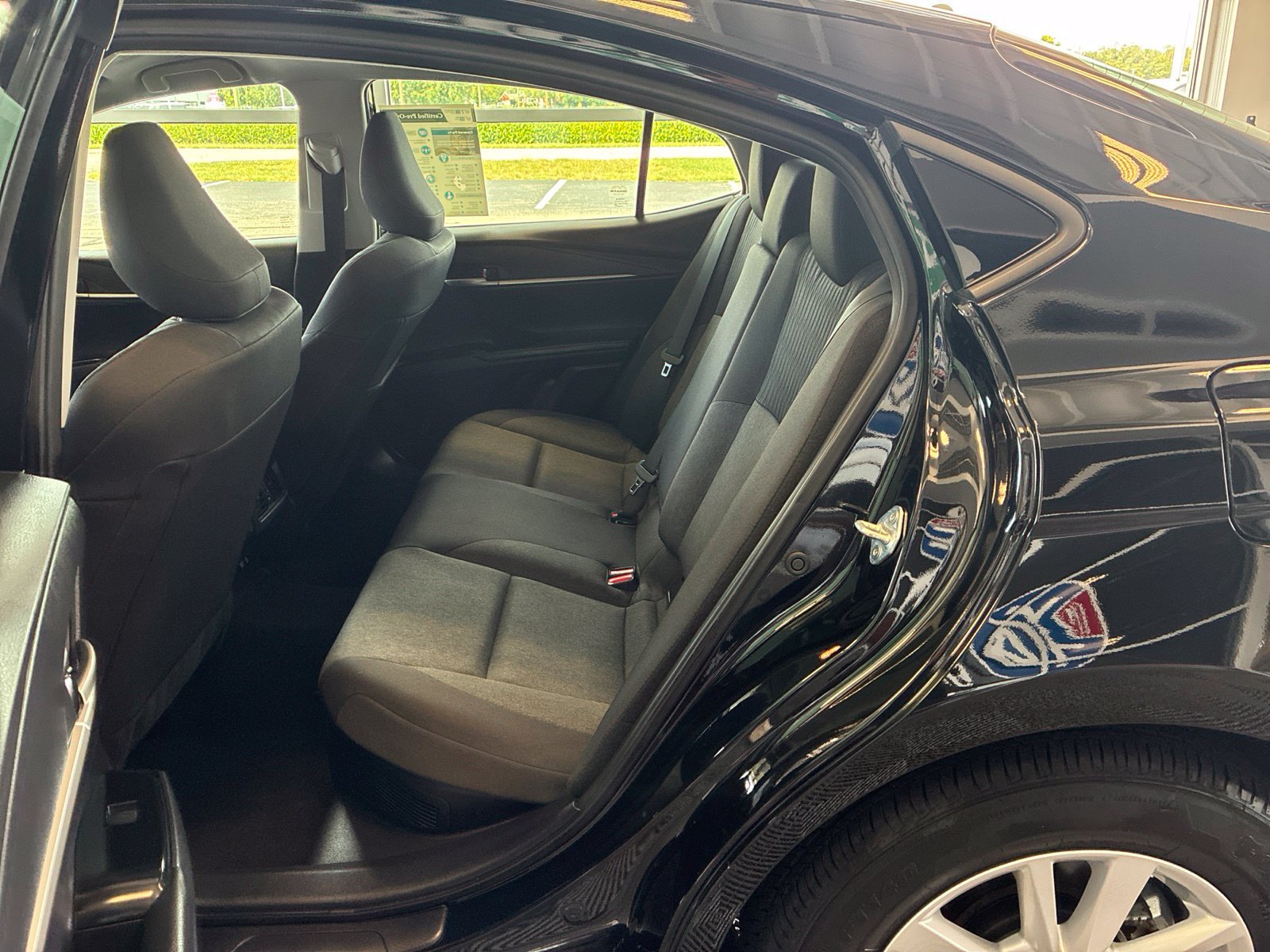 Used 2025 Toyota Camry LE FWD image 12
