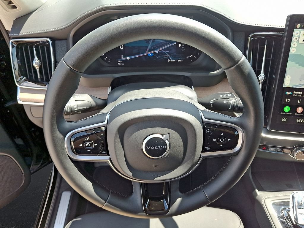 Certified 2026 Volvo XC90 B6 Plus AWD/4WD image 22