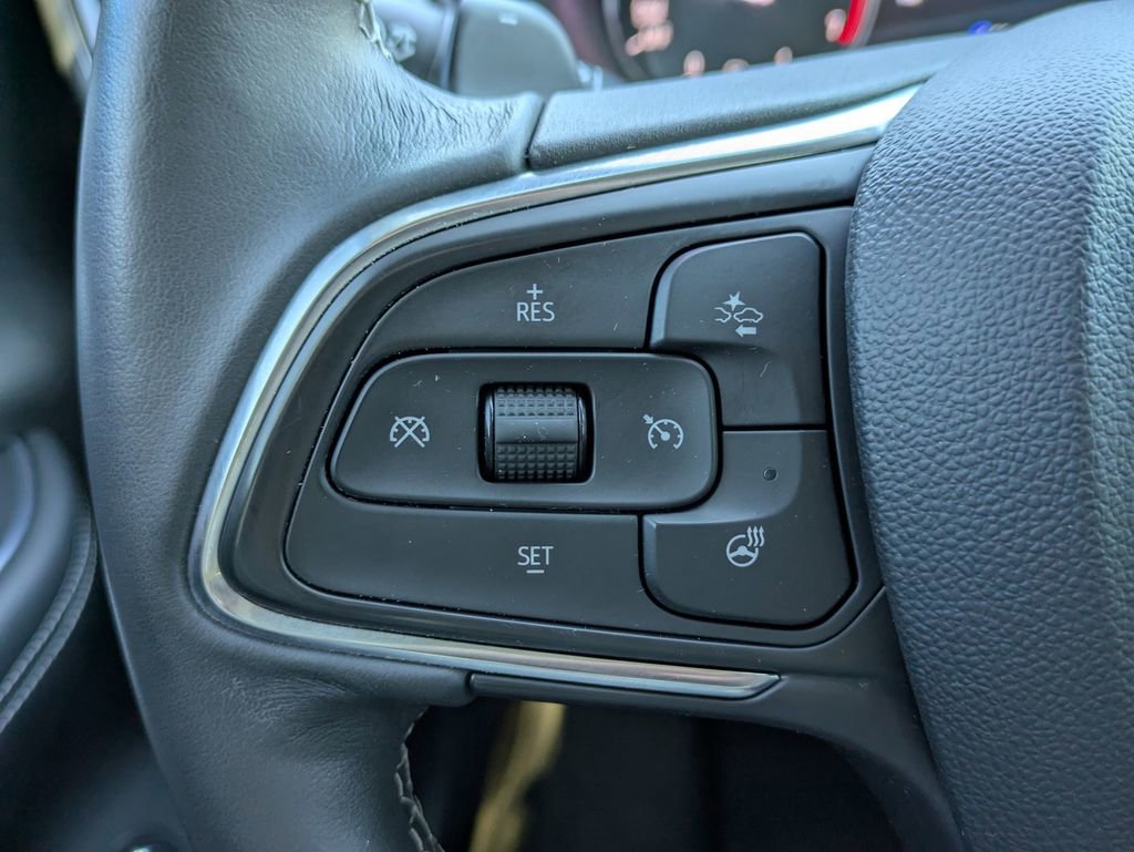 Used 2023 Buick Envision Avenir image 25