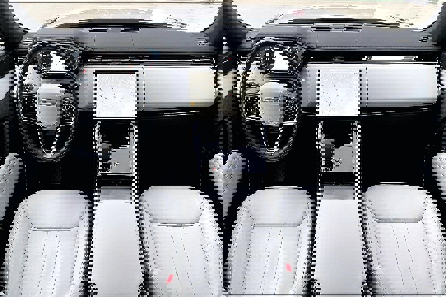 Used 2025 Land Rover Range Rover Sport image 16