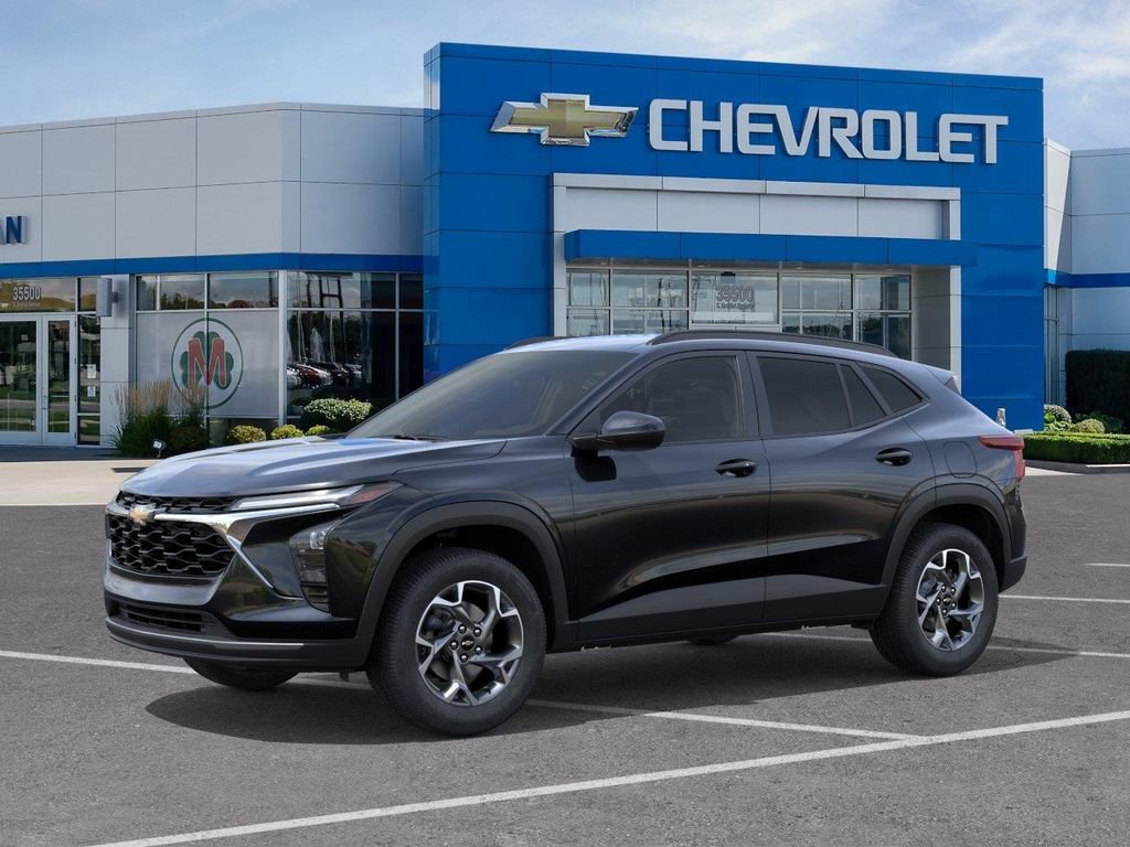 New 2026 Chevrolet Trax LT w/ LT Convenience Package FWD image 2