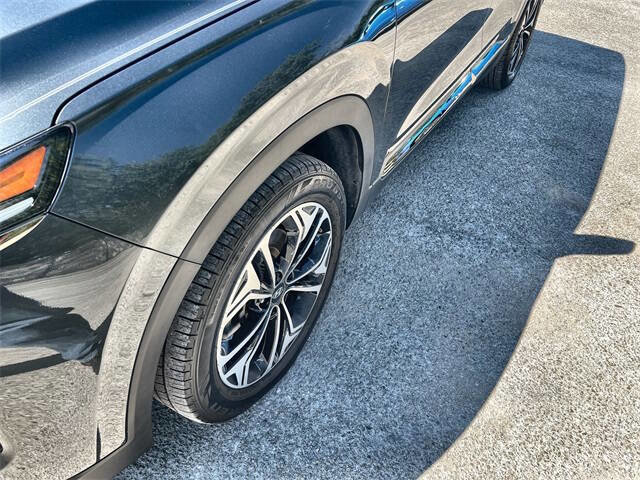 Used 2020 Hyundai Santa Fe Limited w/ Cargo Package image 24