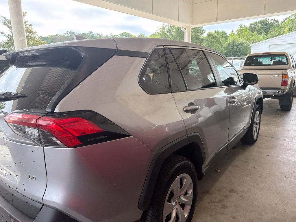 Used 2024 Toyota RAV4 LE FWD image 3