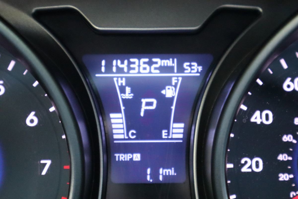 Used 2017 Hyundai Veloster FWD image 42