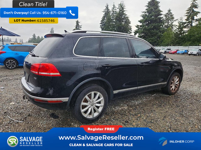 Used 2015 Volkswagen Touareg Sport AWD/4WD image 4