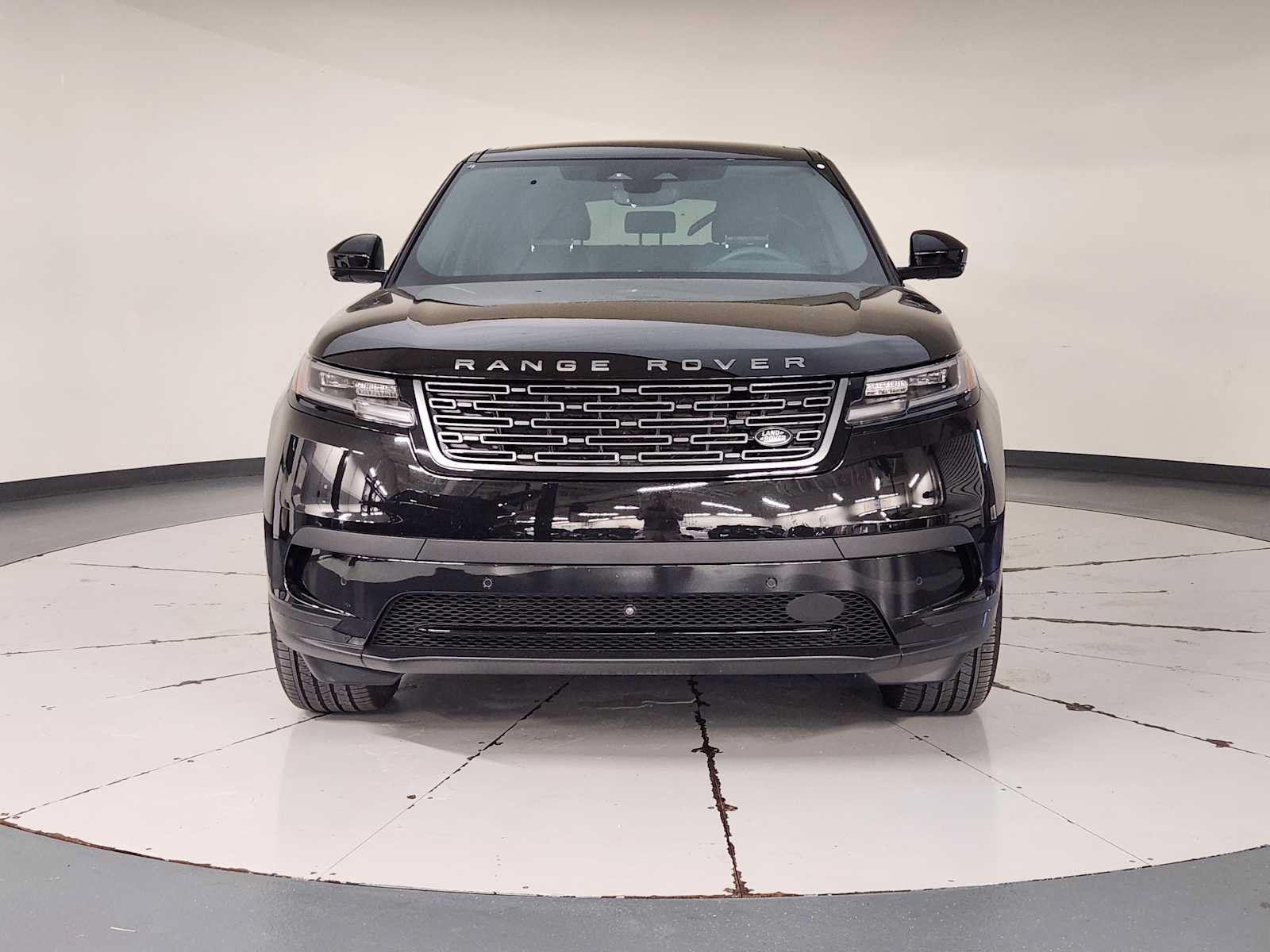 Used 2026 Land Rover Range Rover Velar S AWD/4WD image 9