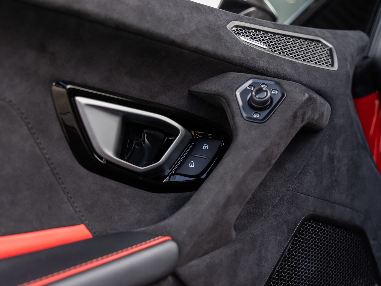 Used 2024 Lamborghini Huracan Tecnica RWD image 26