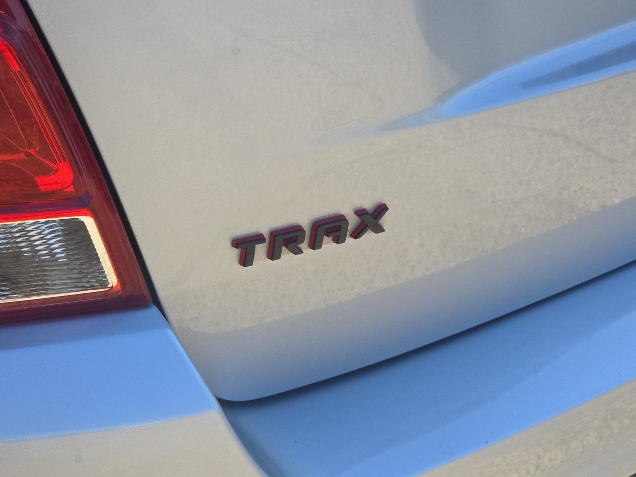 Certified 2021 Chevrolet Trax LT w/ Redline Edition AWD/4WD image 32