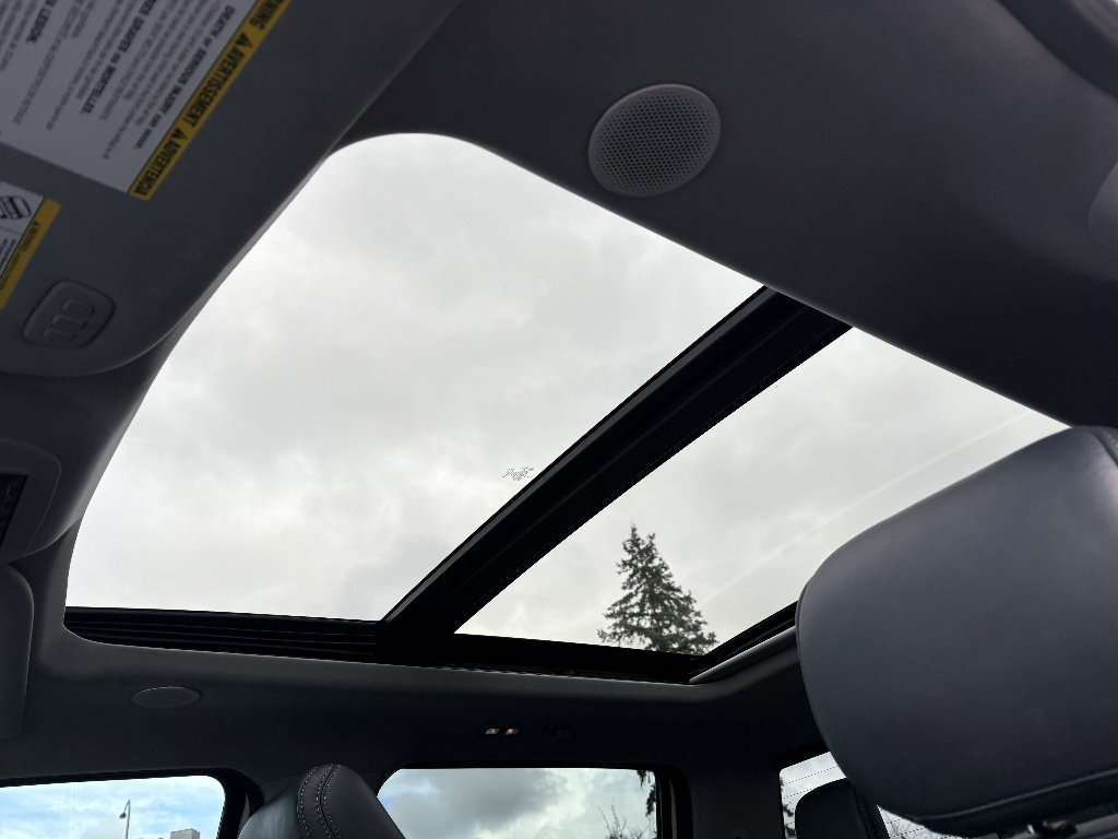 Used 2024 Ford F350 Limited w/ FX4 Off-Road Package image 36