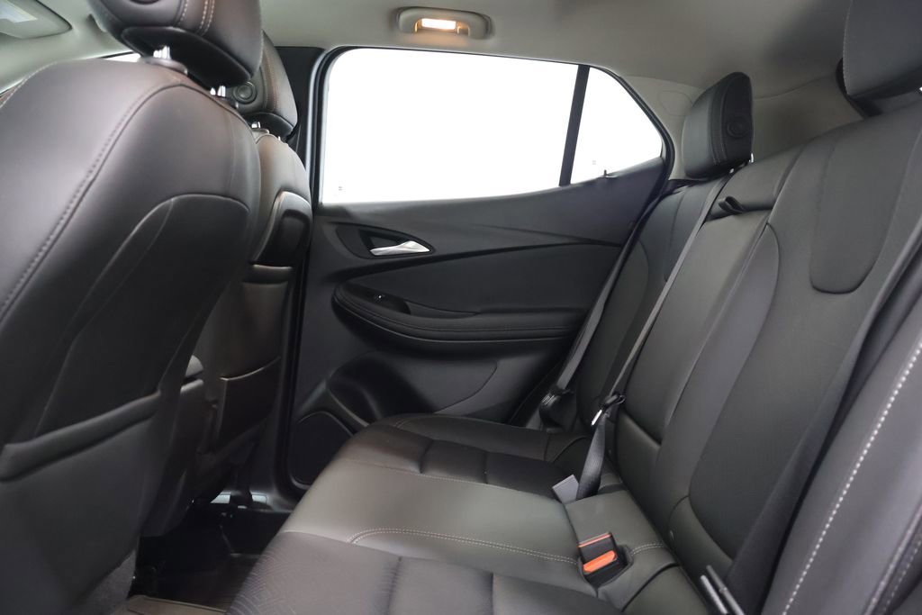 Used 2020 Buick Encore GX Essence w/ Experience Buick Package image 26