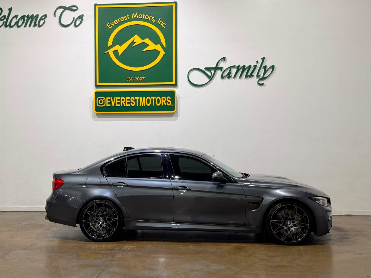 Used 2018 BMW M3 w/ Competition Package RWD image 8