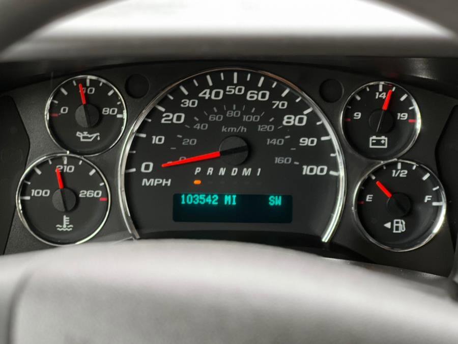 Used 2018 Chevrolet Express 2500 image 12