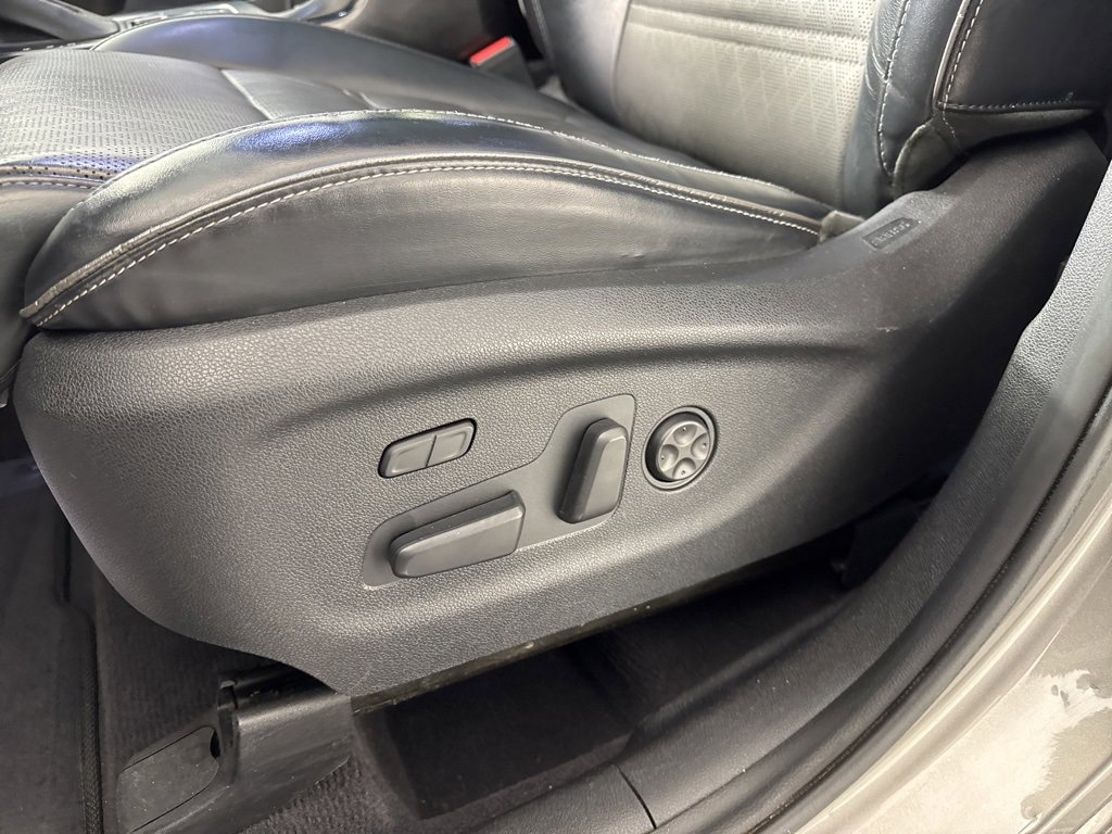 Used 2017 Kia Sorento SX image 15