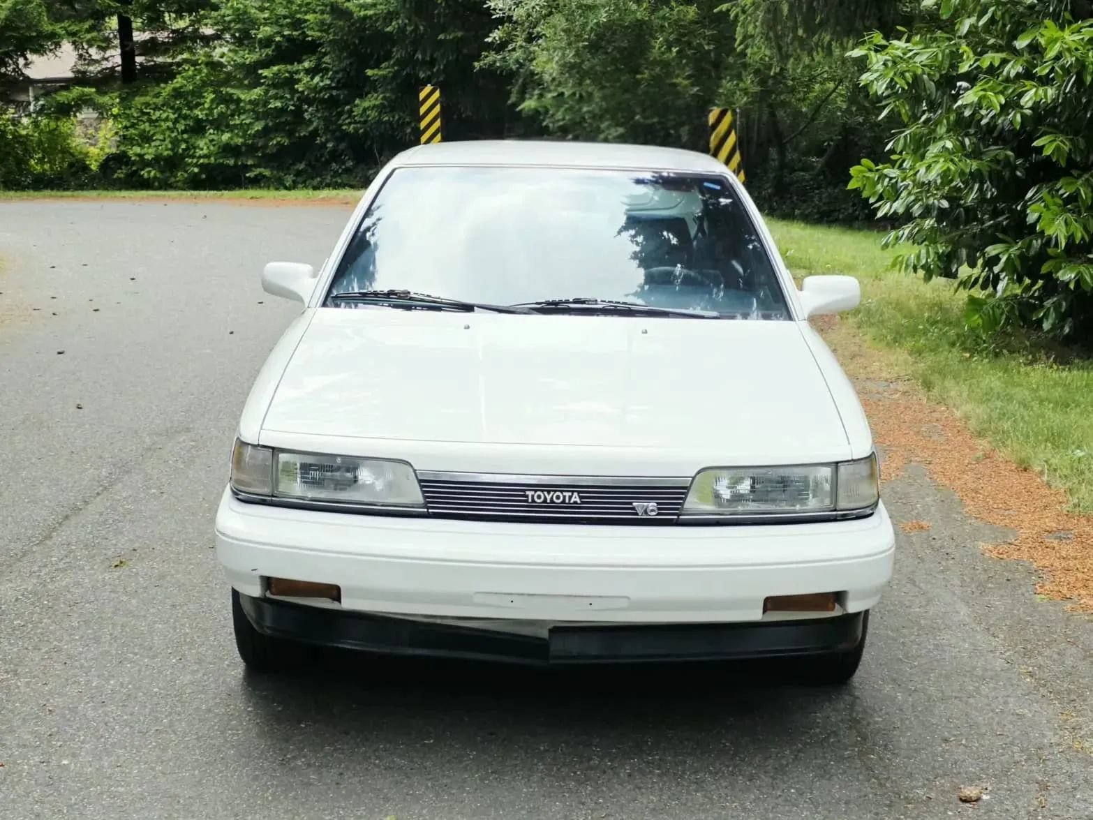 Used 1990 Toyota Camry LE FWD image 8