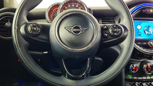 Used 2020 MINI Cooper 4-Door Hardtop FWD image 20