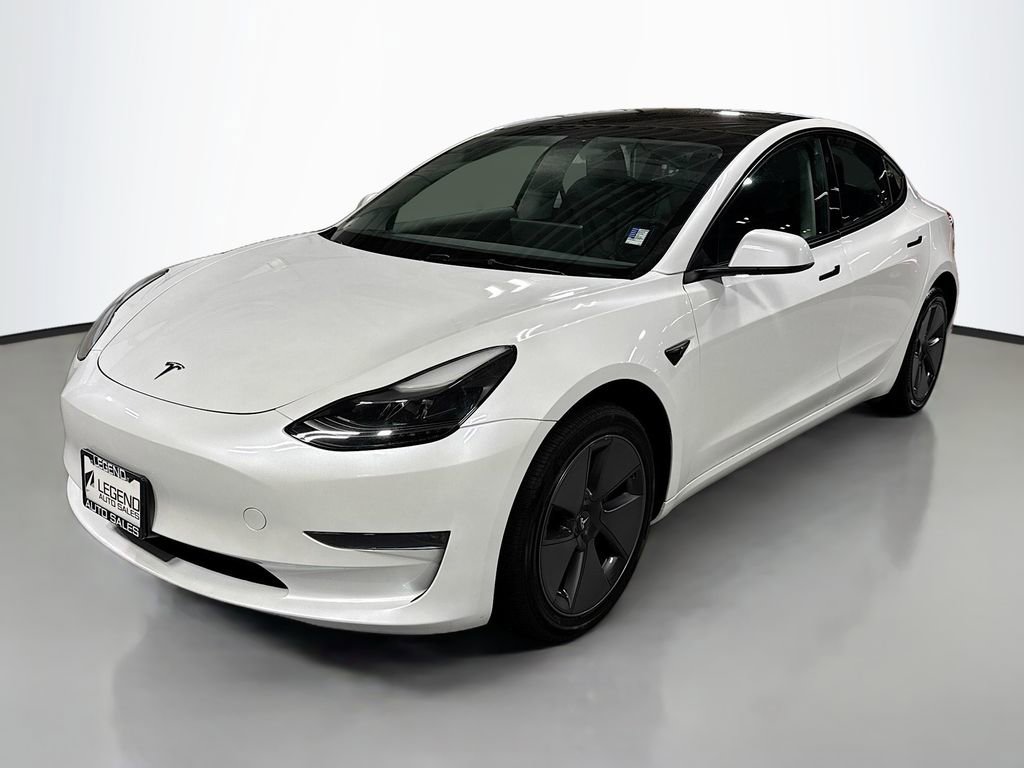 Used 2023 Tesla Model 3 Standard Range image 1