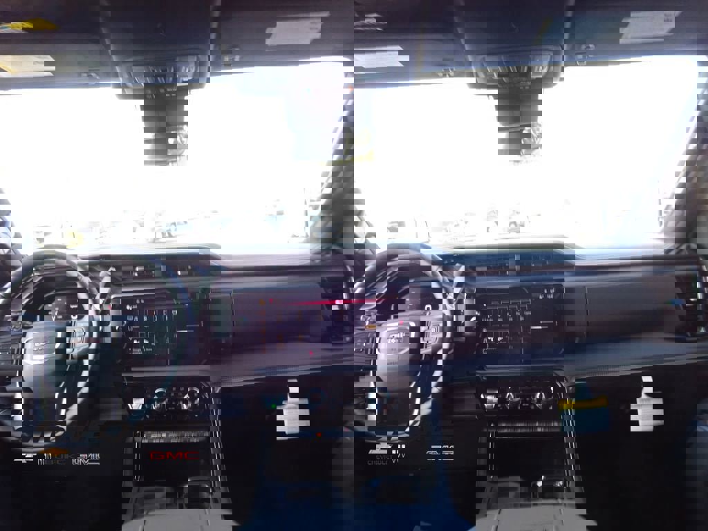 New 2026 GMC Sierra 2500 AT4X image 27