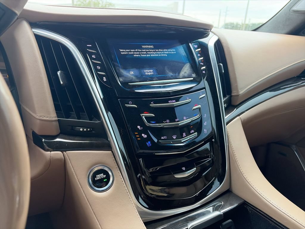 Used 2019 Cadillac Escalade ESV Platinum AWD/4WD image 15