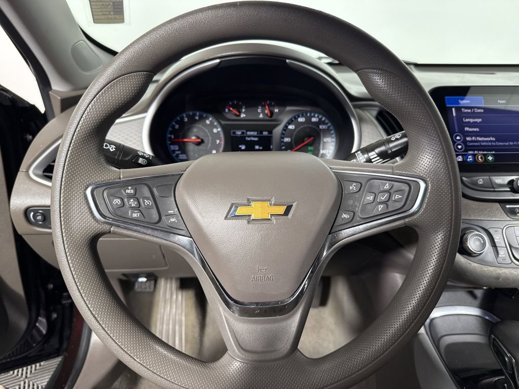 Used 2021 Chevrolet Malibu LS image 28