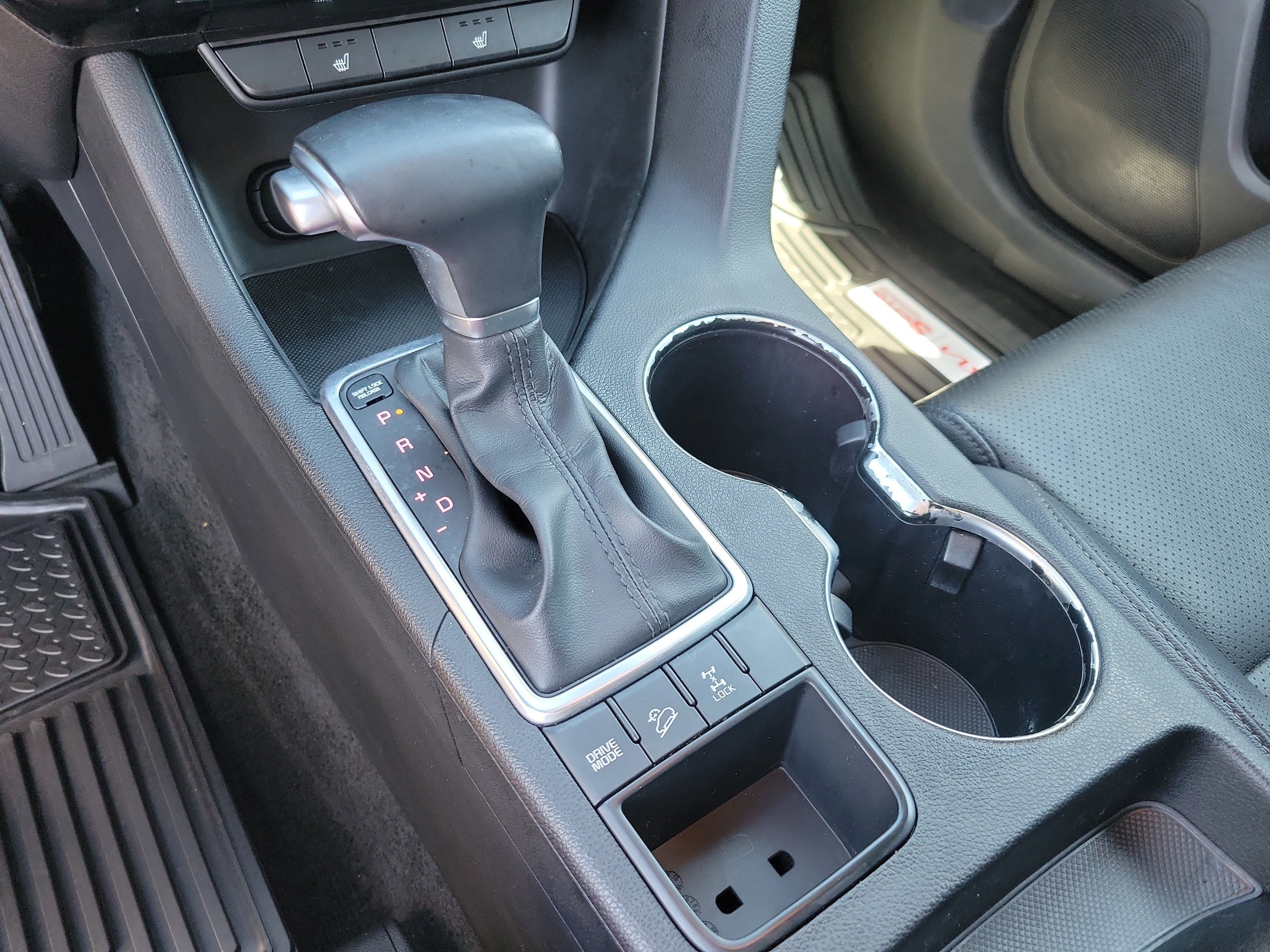 Used 2021 Kia Sportage EX image 11