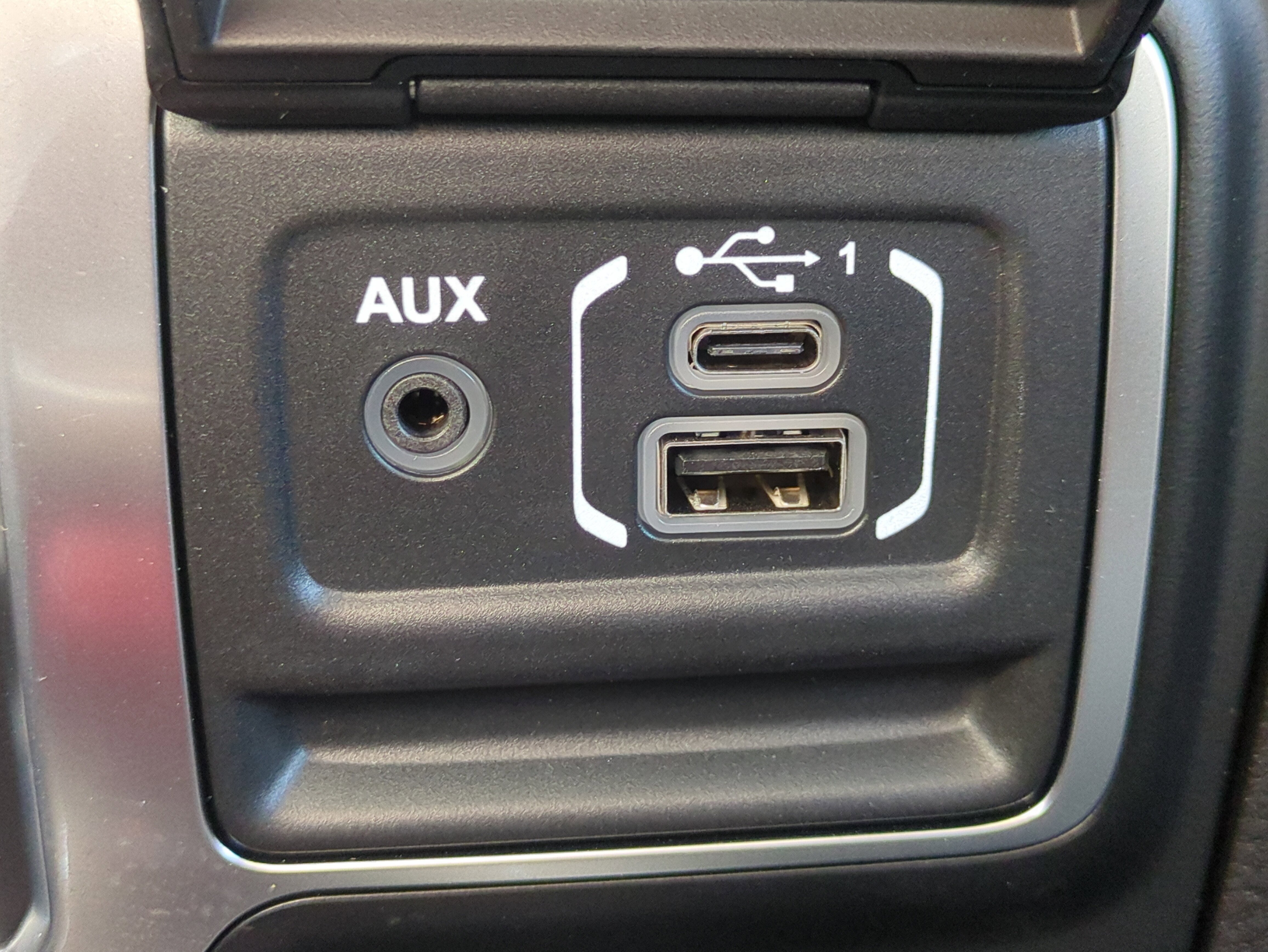 Certified 2025 Jeep Wrangler Willys image 24