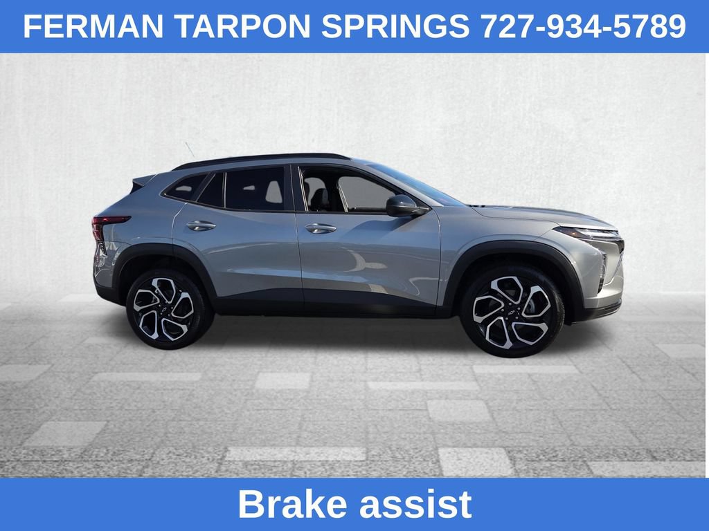 Certified 2025 Chevrolet Trax RS w/ Driver Confidence Package FWD image 13