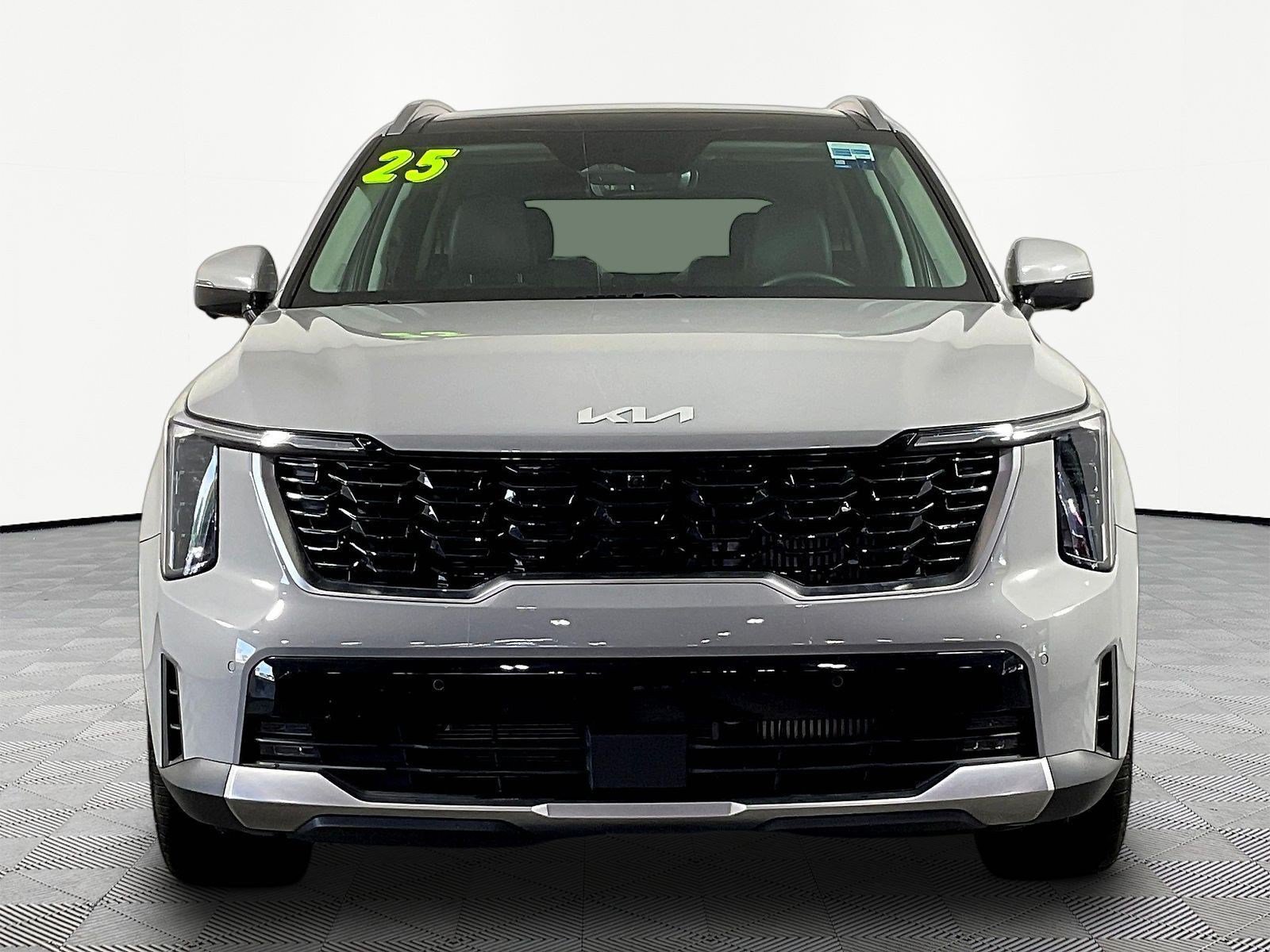 Certified 2025 Kia Sorento SX FWD image 2