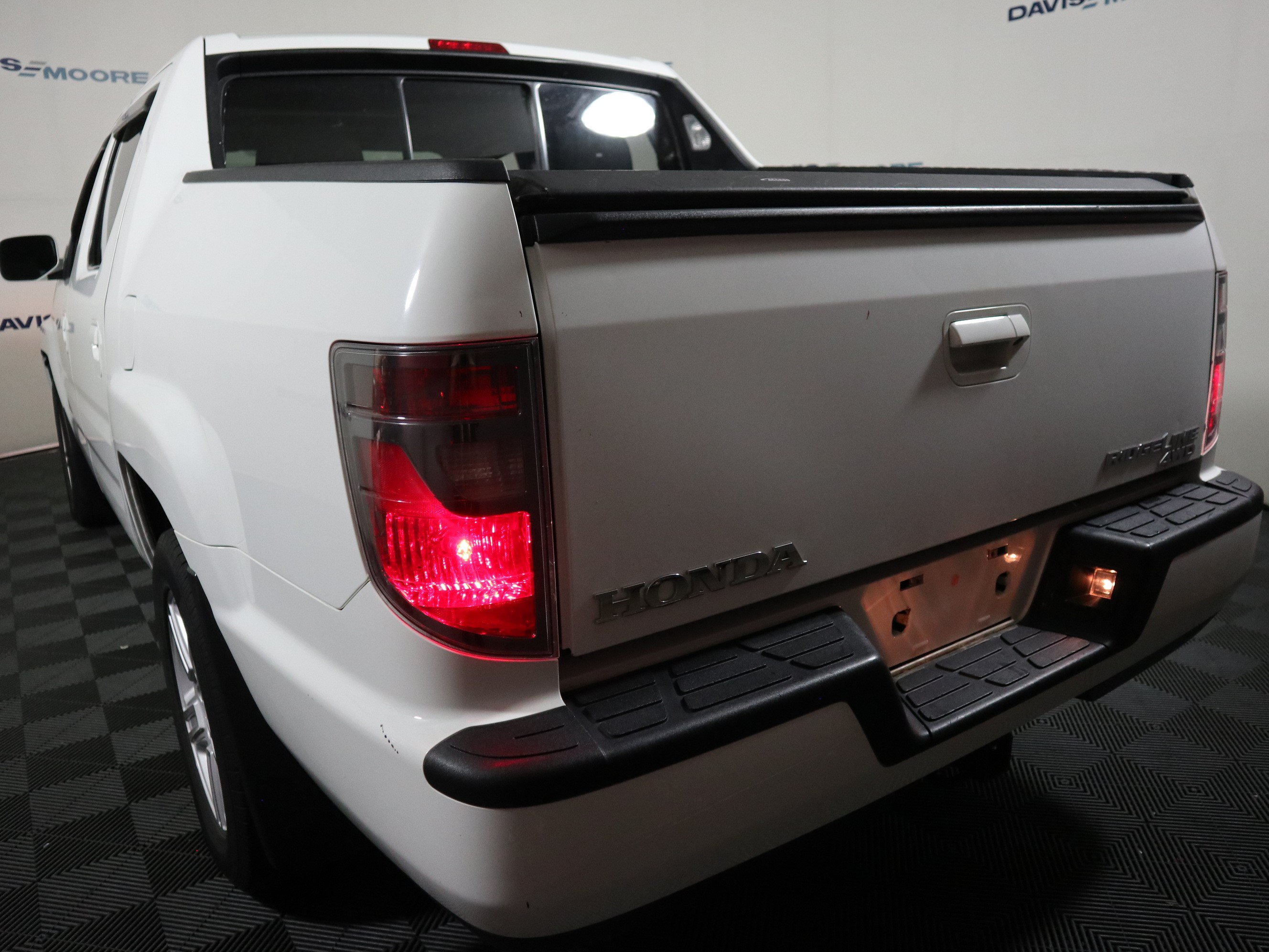 Used 2013 Honda Ridgeline RTL image 8