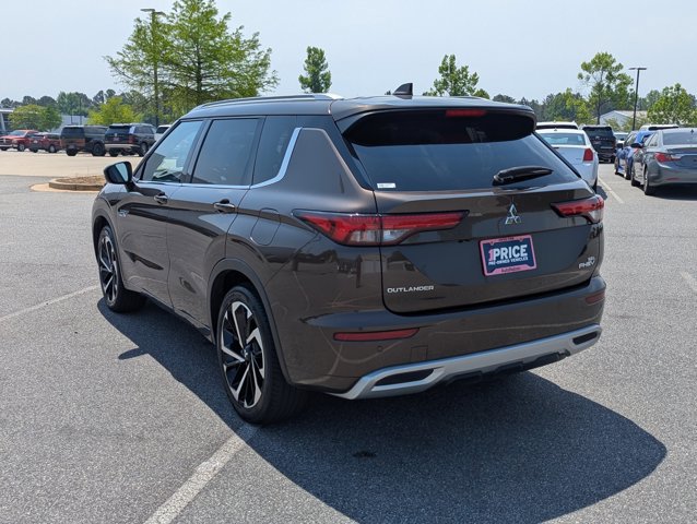 Used 2023 Mitsubishi Outlander SEL AWD/4WD image 18