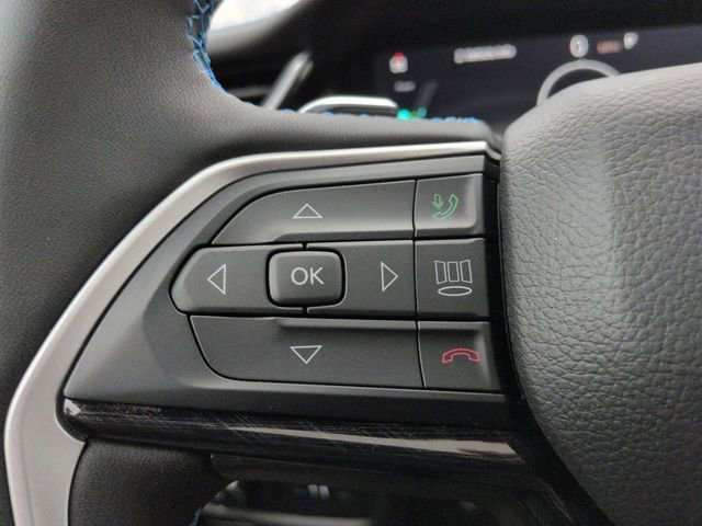 Used 2023 Jeep Grand Cherokee Trailhawk w/ Advanced Protech Group II image 15