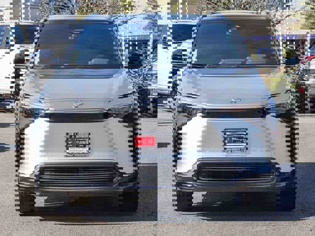 Used 2023 Toyota bZ4X XLE w/ Weather Package image 2