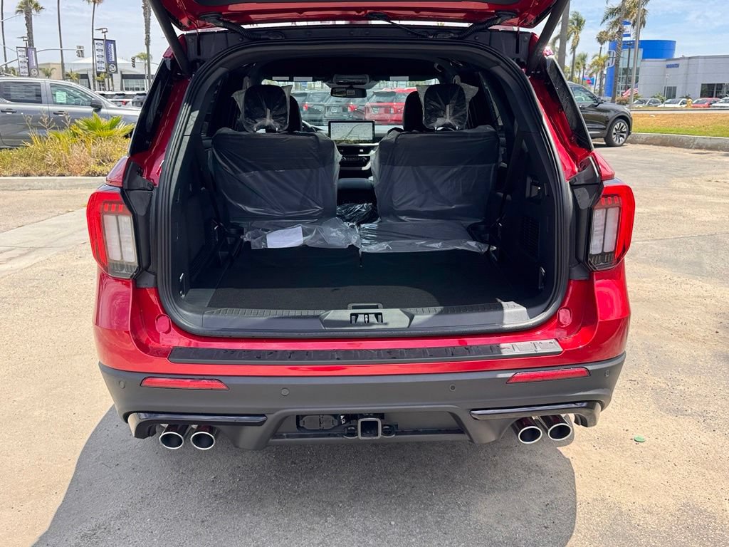 New 2026 Ford Explorer ST AWD/4WD image 13