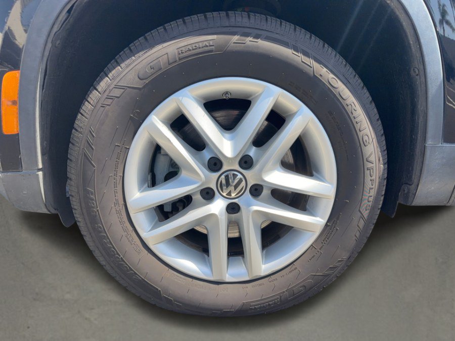 Used 2011 Volkswagen Tiguan S AWD/4WD image 21