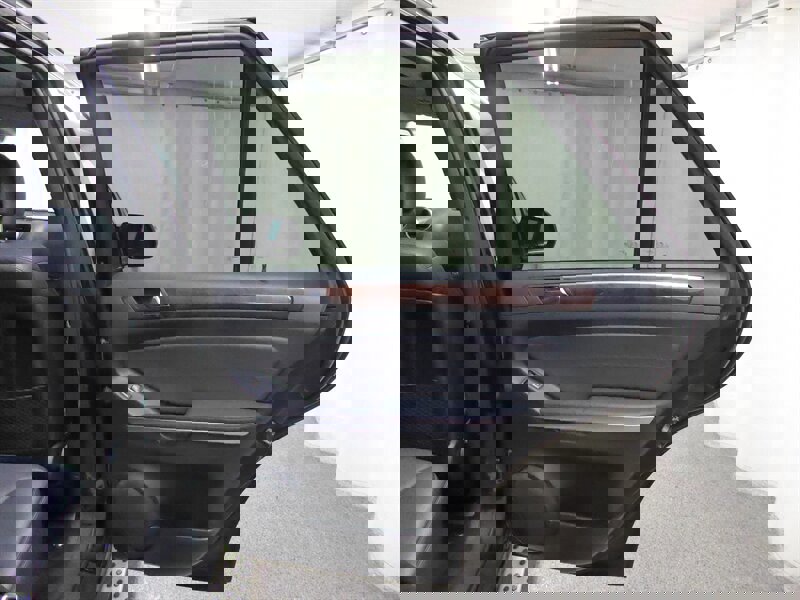 Used 2010 Mercedes-Benz ML 350 4MATIC image 29